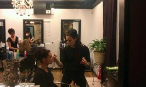 409706_419166298151645_1559611490_n